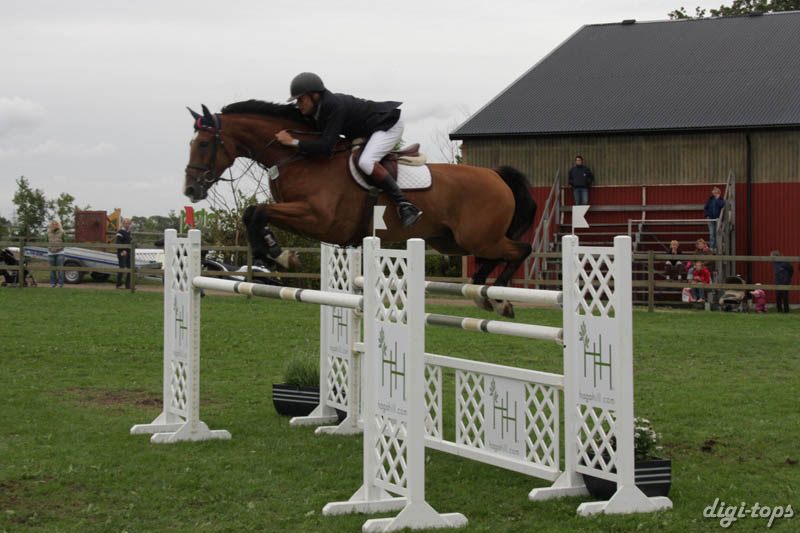 20080828_180016_0543 Anders Lidbeck Lederstrumpf