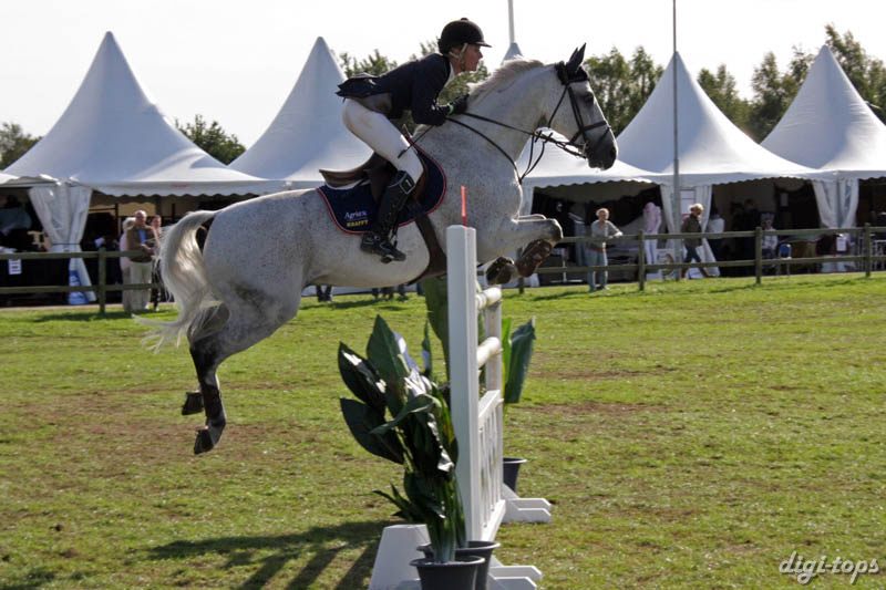 20080829_162816_0971 Piia Pantsu Oaziz