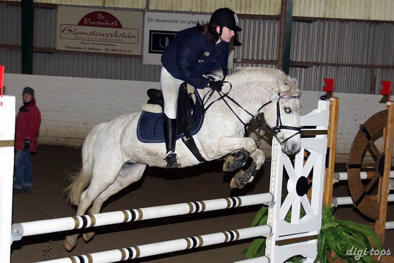 20090308_144932_0253 emely nilsson fatima IV