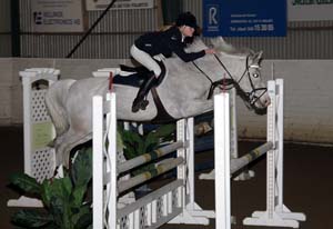 20090307_183438_0153 julia nyberg miss solo