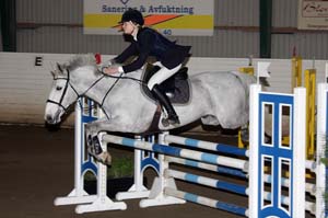 Nyberg_Julia_Mosstown_Smirnoff_3d_20090404_120342_0160