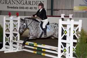 Persson_Linnea_Lillagubben_Kl1_Ld_Kc_20090407_163814_0061