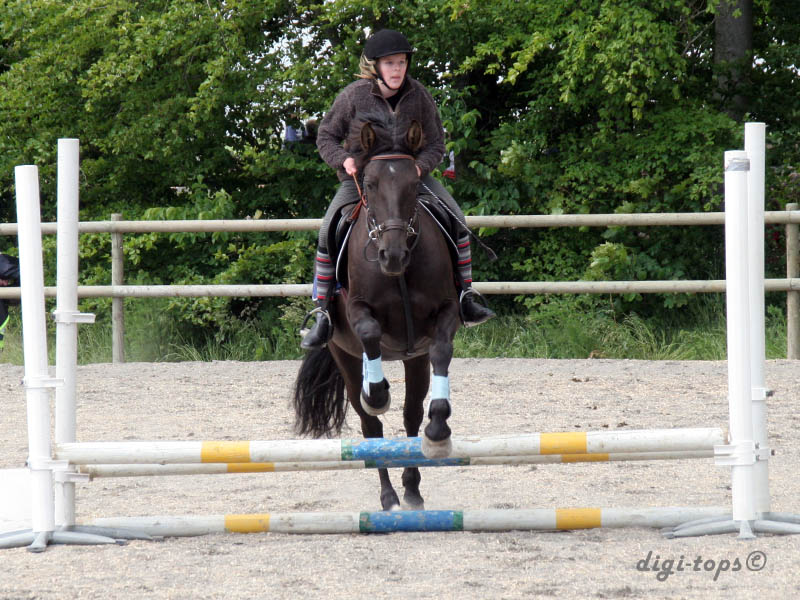 20090606_145046_0237_gustafsson_emily_fabiola