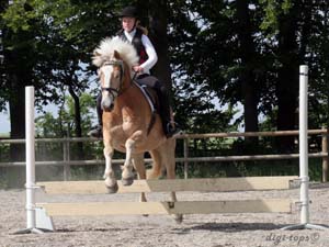 20090606_153346_0280_hylen_josephine_wilton