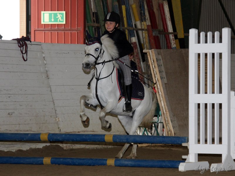 20100513_120648_0132 Wilma Lindow Alice